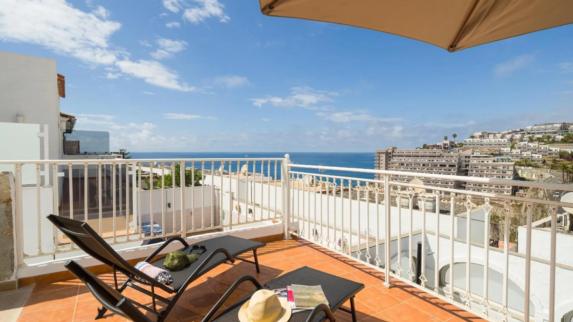 בית נופש Mogán Sunset House Los Caideros
